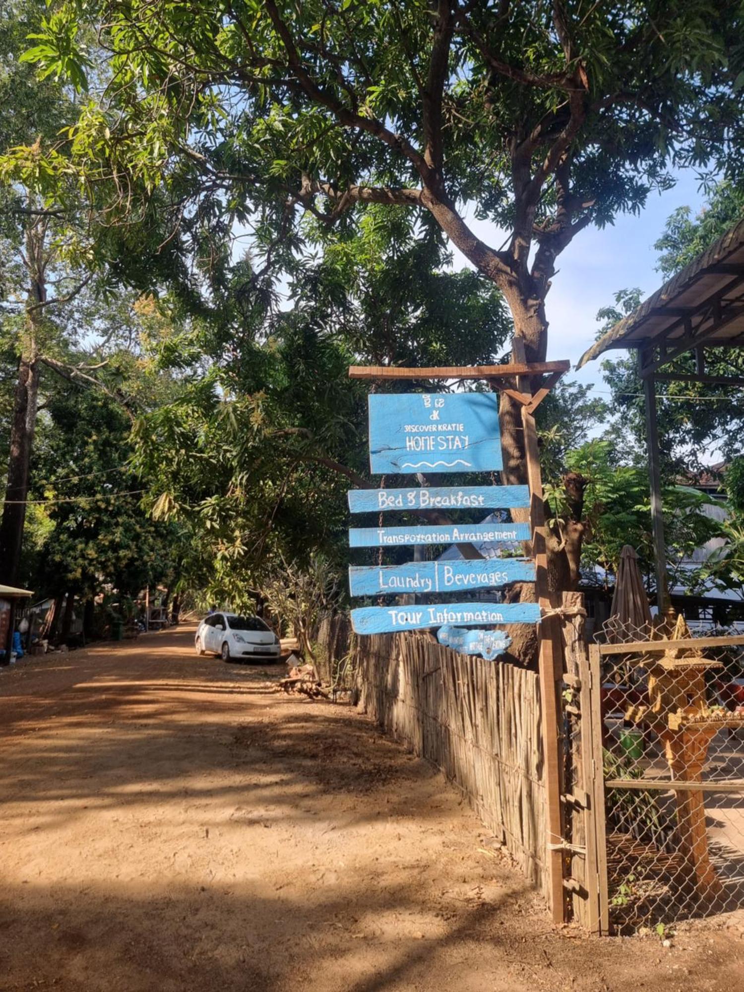 Discover Kratie Homesetay Bagian luar foto